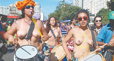 Marcha das Mulheres reuniu cerca de 5 mil em caminhada do aterro do Flamengo ao centro