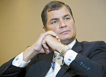 O presidente Rafael Correa durante entrevista no Rio, onde participou da Rio+20