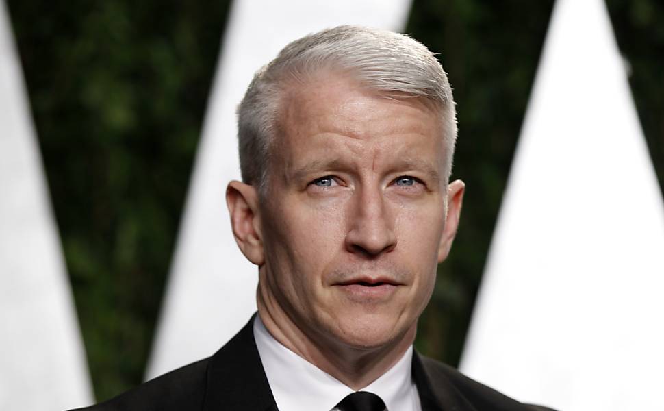 O jornalista Anderson Cooper, da CNN, que assumiu ser homossexual a blog