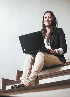 Mariana Belchior usa uma nova rede social voltada para recrutamento