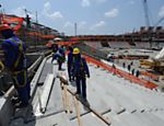 Obras de construção da Arena Pernambuco, em Recife Leia mais