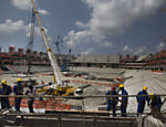 Obras de construção da Arena Pernambuco, em Recife Leia mais