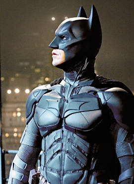 Christian Bale é Batman em 'O Cavaleiro das Trevas Ressurge