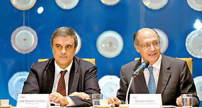 O ministro da Justia, Jos Eduardo Cardozo (esq.), e o governador de SP, Geraldo Alckmin
