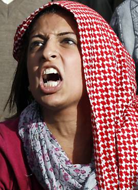 Jordaniana protesta contra o rei no quarto dia de manifestaes em Am, capital do pas