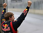 Sebastian Vettel comemora sexto lugar em Interlagos e a garantia do tricampeonato da F-1 Leia mais