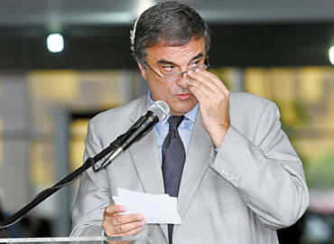 Jos Eduardo Cardozo discursa em solenidade de lanamento de parceria entre o ministrio e o Judicirio, em Braslia