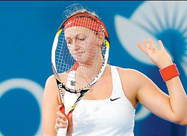 Campe do Torneio de Brisbane em 2011, a tcheca Petra Kvitova lamenta sua eliminao na Austrlia aps derrota para Anastasia Pavliuchenkova por 6/4 e 7/5