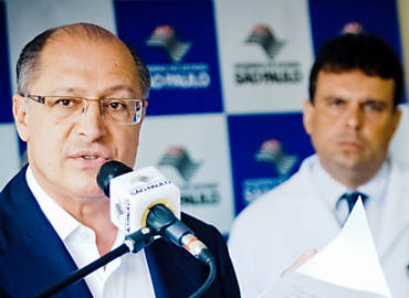 O governador Alckmin (PSDB) em evento ontem na Casa do Adolescente, na zona sul de SP