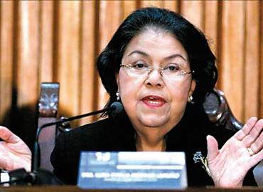 A presidente da Corte Suprema da Venezuela, Luisa Estella Morales, ao anunciar deciso sobre adiar a posse de Chvez