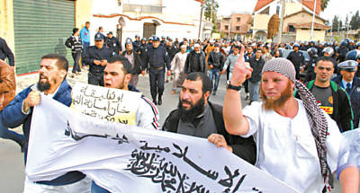 Islamitas argelinos, durante protesto contra a interveno francesa no Mali; os dois pases so ex-colnias da Frana