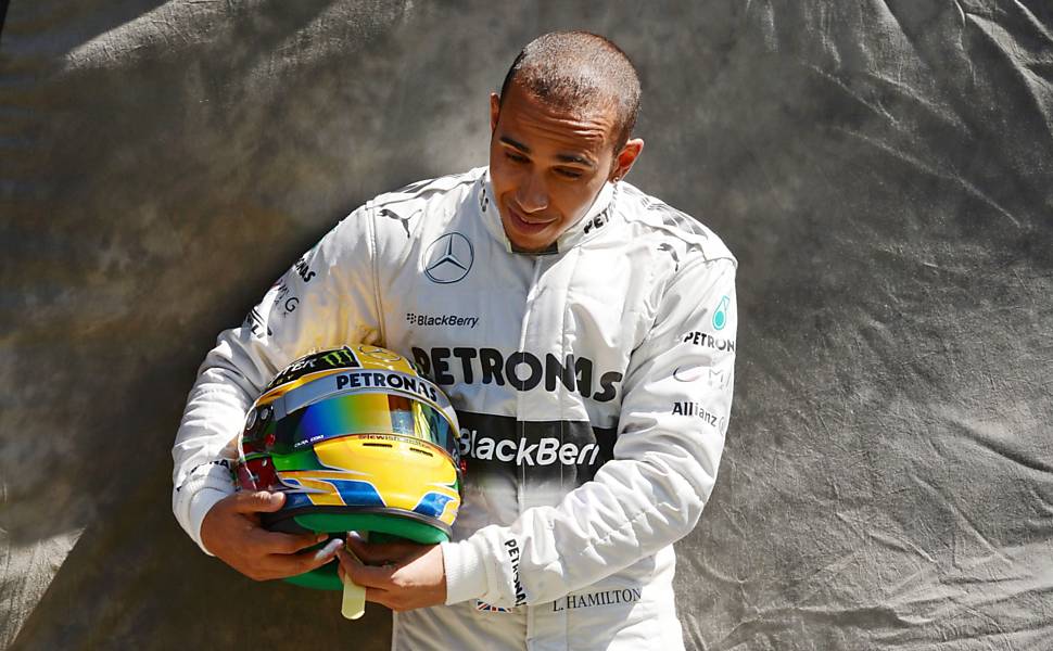 Isto  Lewis Hamilton