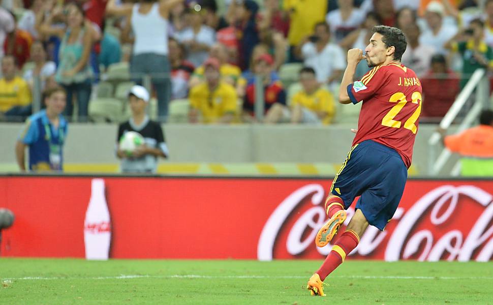 O espanhol Jesus Navas comemora após marcar o gol decisivo que classificou a Espanha para a final contra o Brasil Saiba mais sobre o jogo
