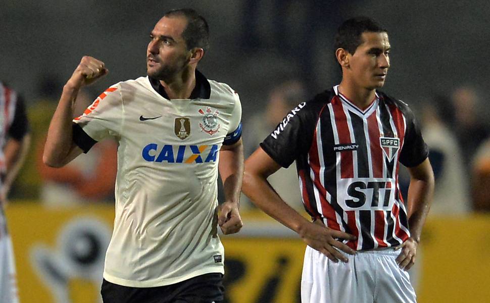 Jogos entre Corinthians e So Paulo