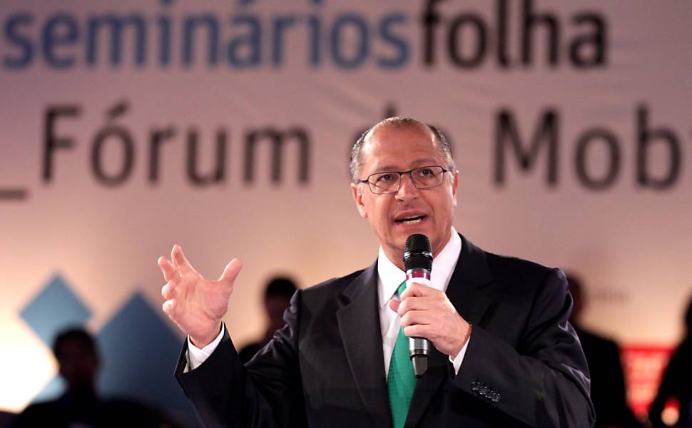 Geraldo Alckmin fala na abertura do Seminário de Mobilidade Urbana da Folha