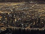 Imagem mostra vista aérea panorâmica da noite do centro de Chicago, no Illinois, nos Estados Unidos