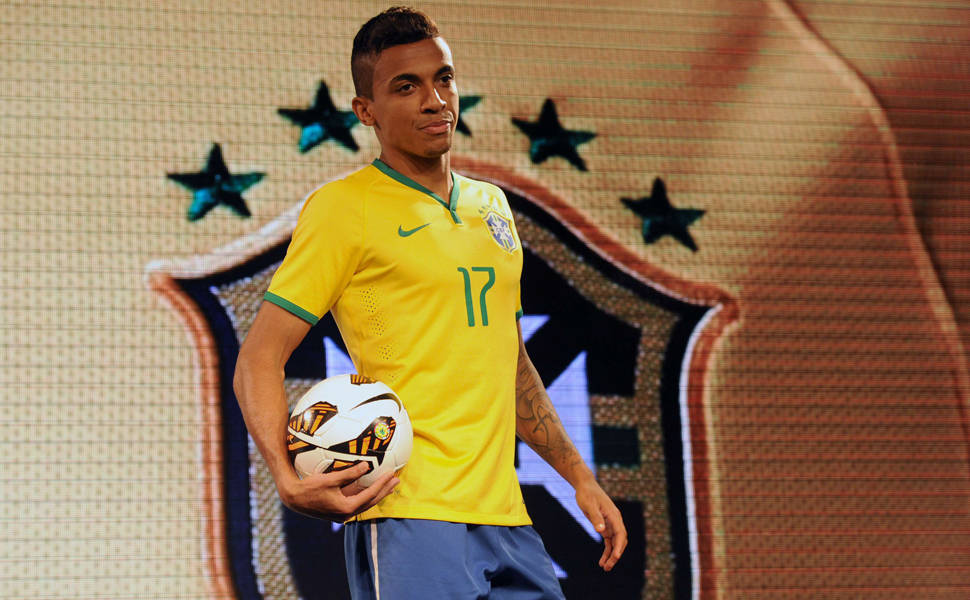 Camisa Nike CBF Brasil - Edição Especial Amarela - TAMANHO M - Mercadão Dos  Esportes, loja de materiais esportivos