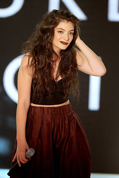 Lorde fará curadoria da trilha sonora de Jogos Vorazes: A