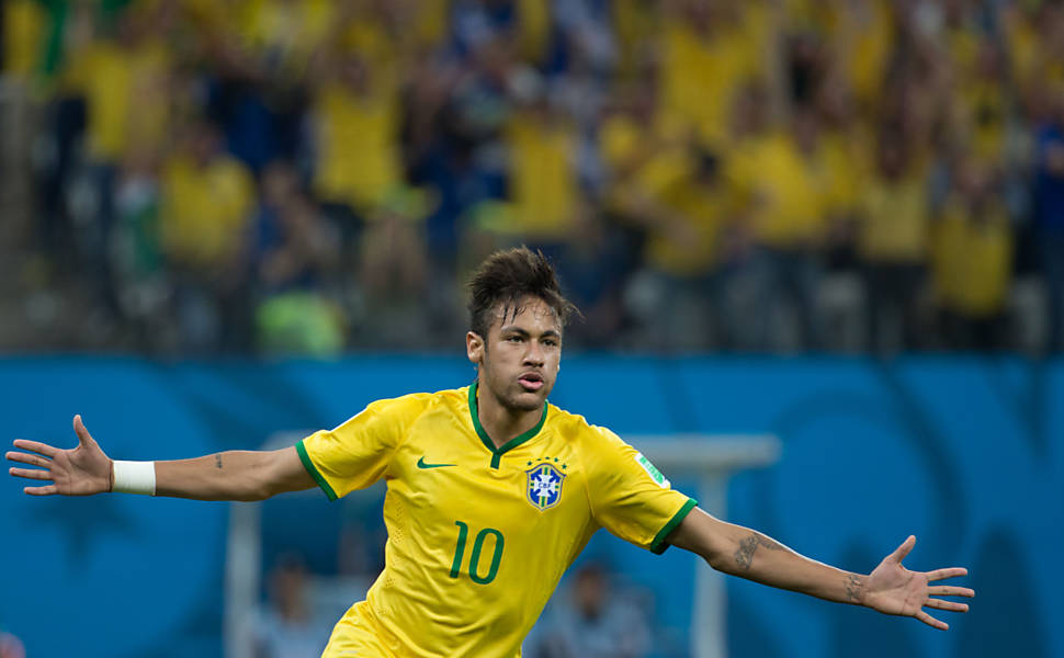 O gol de Neymar por diversos ngulos
