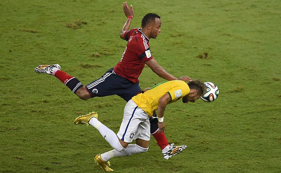 O lance da leso de Neymar