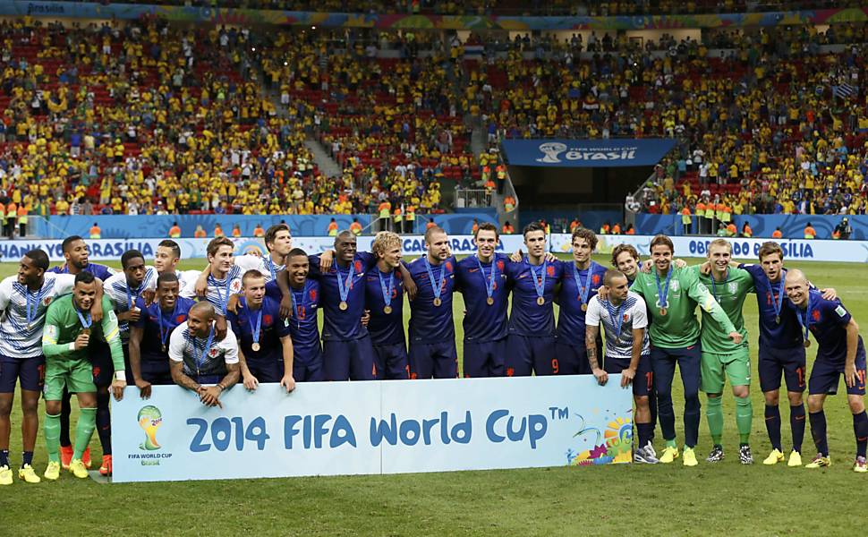 Copa do Mundo 2014: Holanda vence Seleção Brasileira por 3 x 0