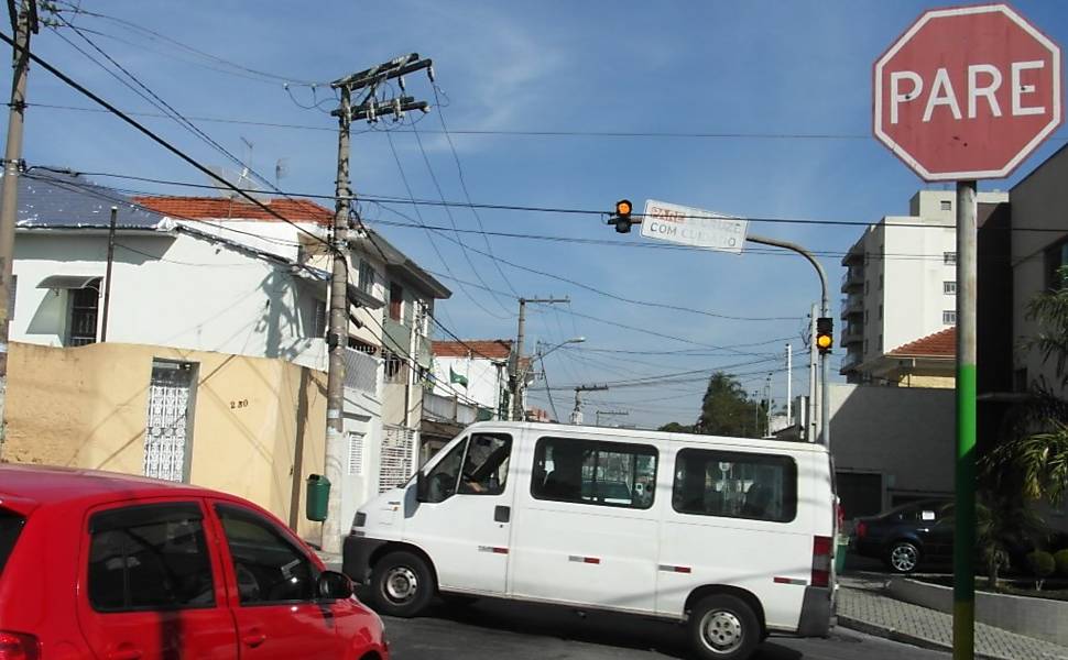 Acidentes em cruzamento na Vila Guilherme