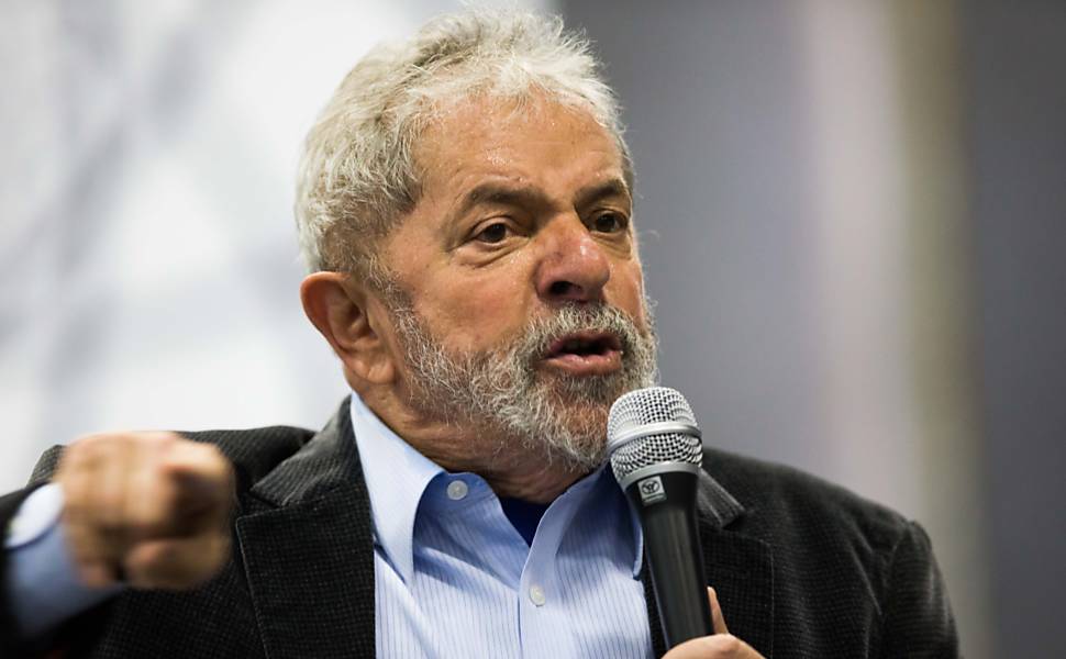 Lula participa de congresso na Praia Grande