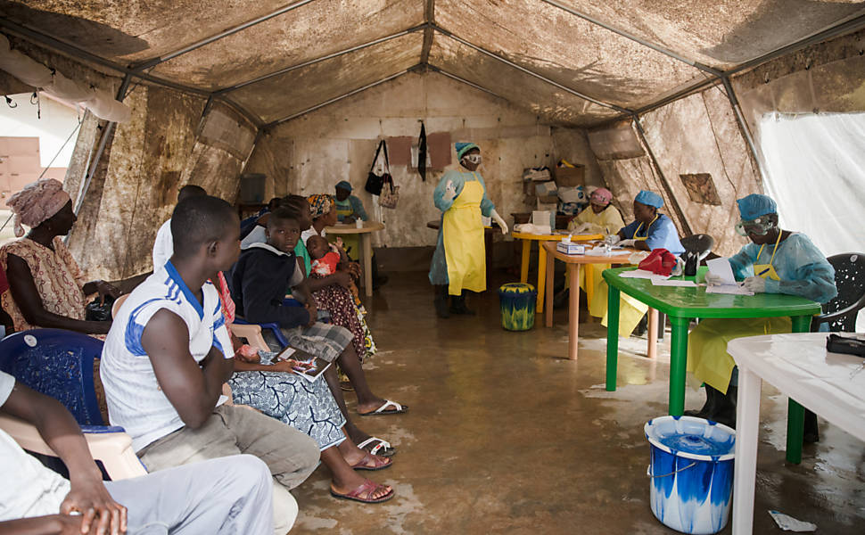 Ebola avana no oeste da frica