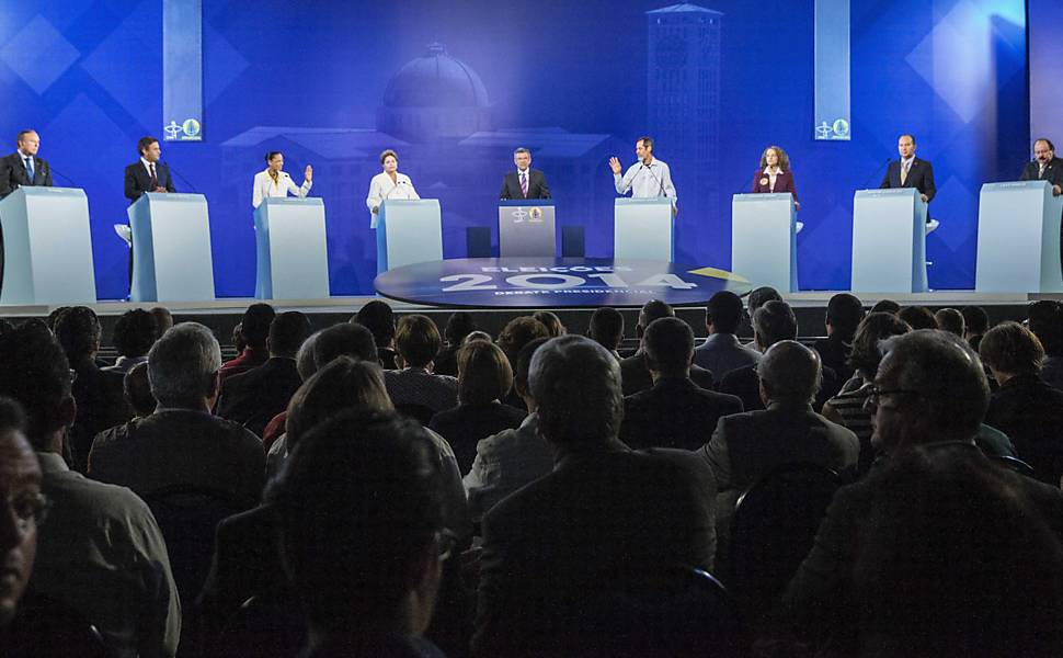 Debate da CNBB de candidatos  Presidncia