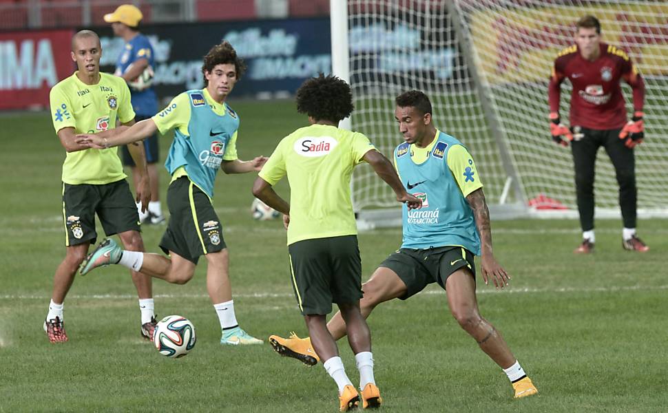 Entrenamiento de la seleccin brasilea en Singapur