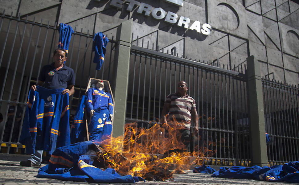 Protesto do Comperj na sede da Petrobras