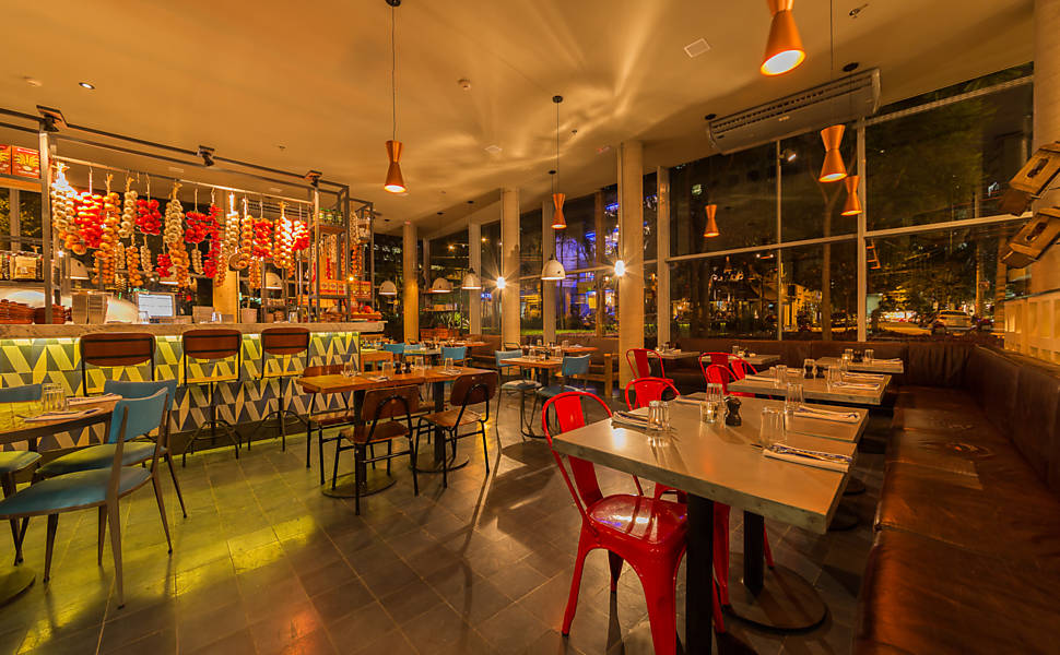 Primeiro restaurante de Jamie Oliver em So Paulo