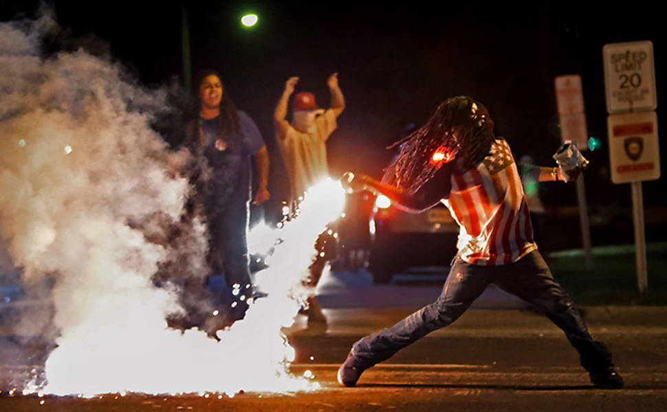 Cobertura dos protestos de Ferguson  premiada com um Pulitzer
