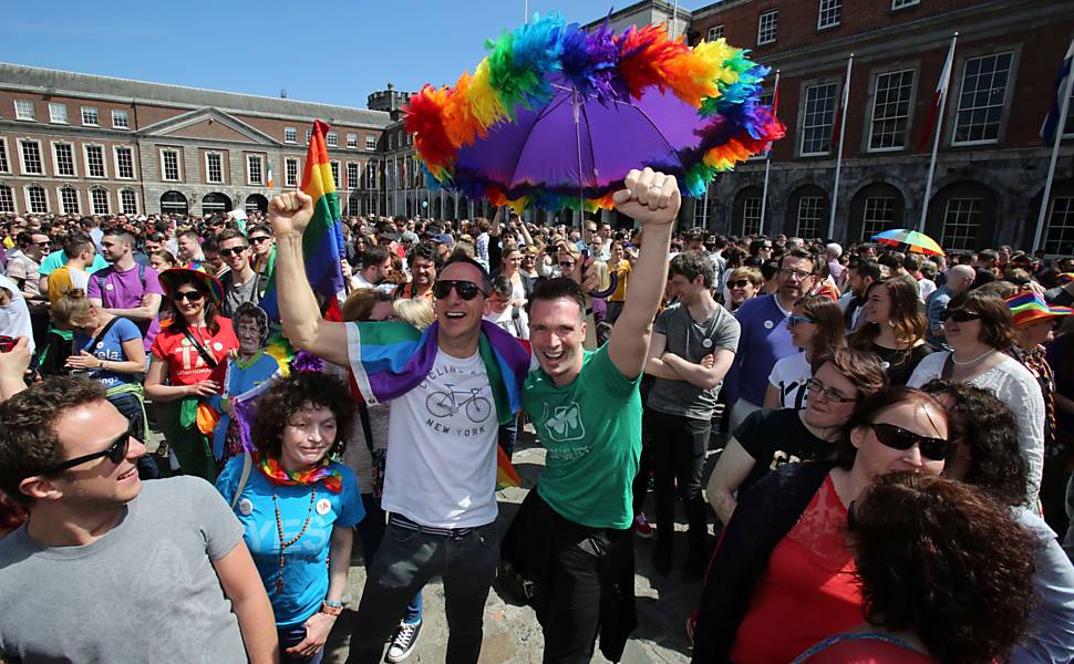 Irlanda aprova casamento gay
