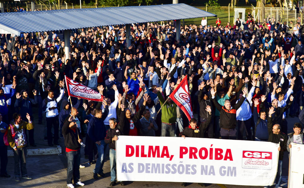 Metalrgicos da GM entram em greve