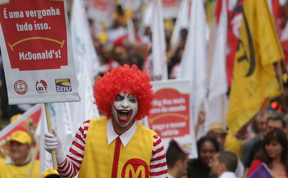 Protesto por direitos trabalhistas no McDonalds
