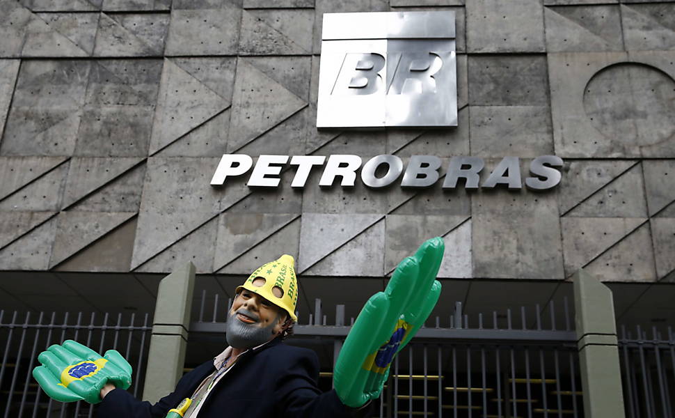 Veja a cronologia do inferno astral da Petrobras