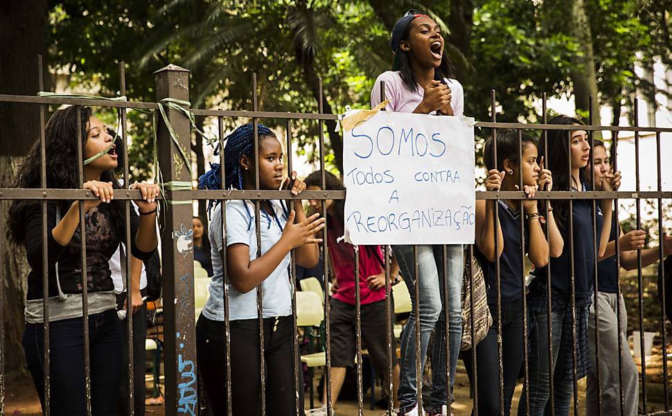 Mais de mil escolas estão ocupadas por estudantes no País