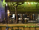 A casa de espetáculos Bataclan, onde pelo menos um atirador estaria mantendo reféns na noite de sexta