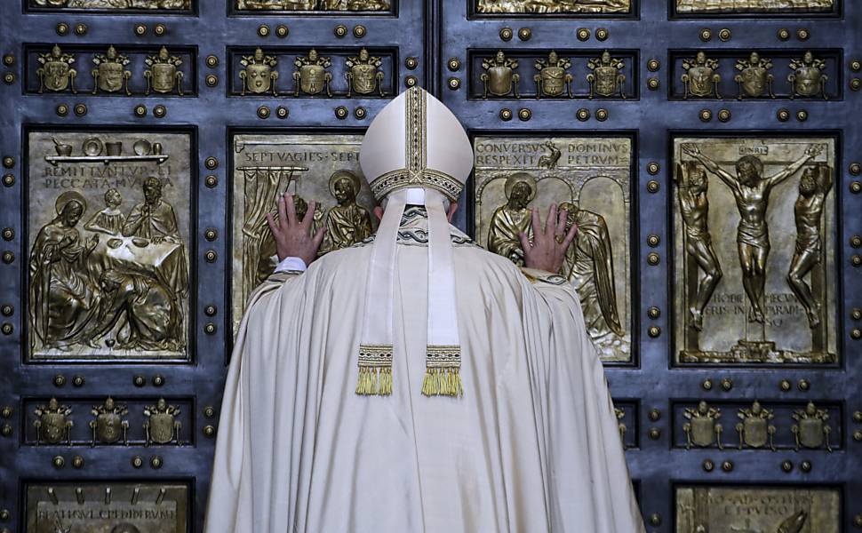 O incio do ano do Jubileu, no Vaticano