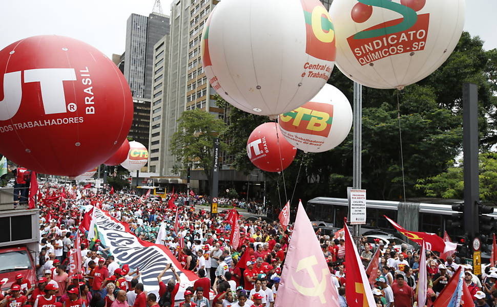 Protestos contra o impeachment de Dilma Rousseff