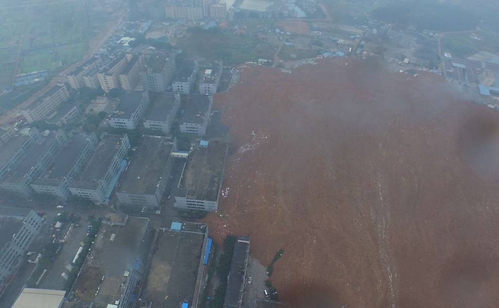 Deslizamento de terra na China 