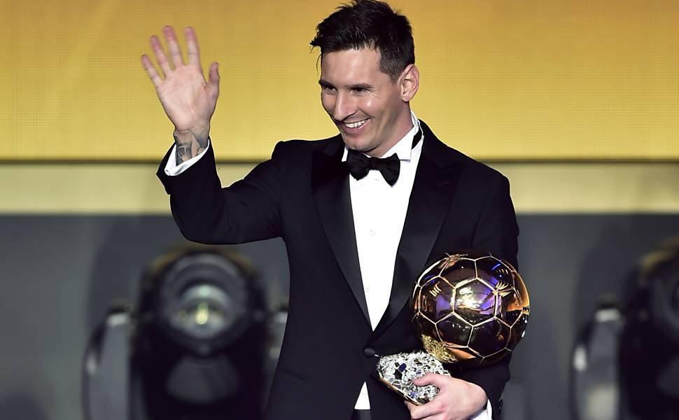 Messi ganha pela quinta vez prêmio de melhor jogador do mundo