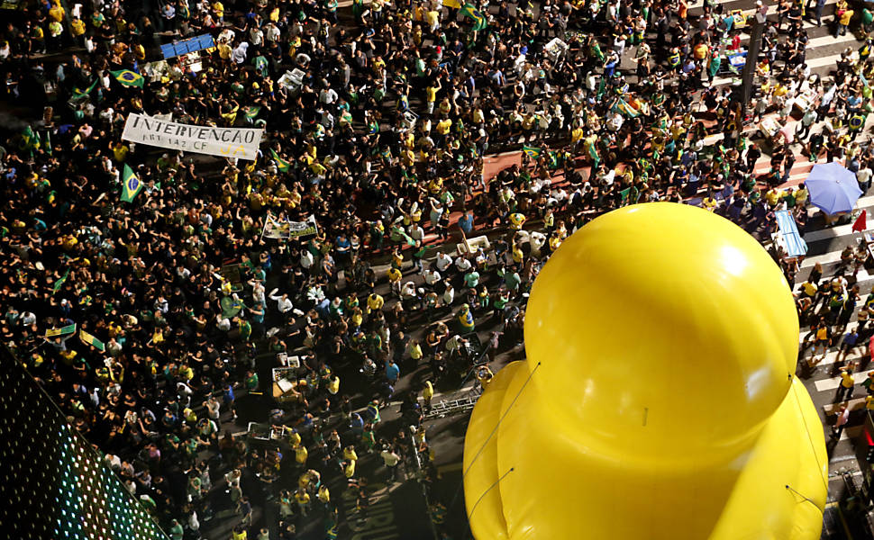 Protestos contra nomeao de Lula em So Paulo