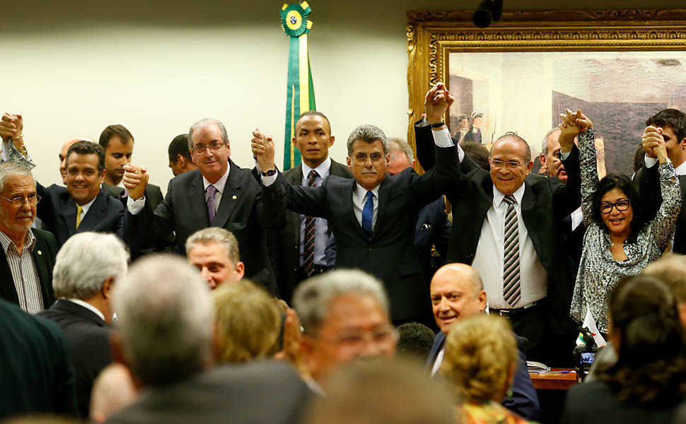 PMDB rompe com Dilma