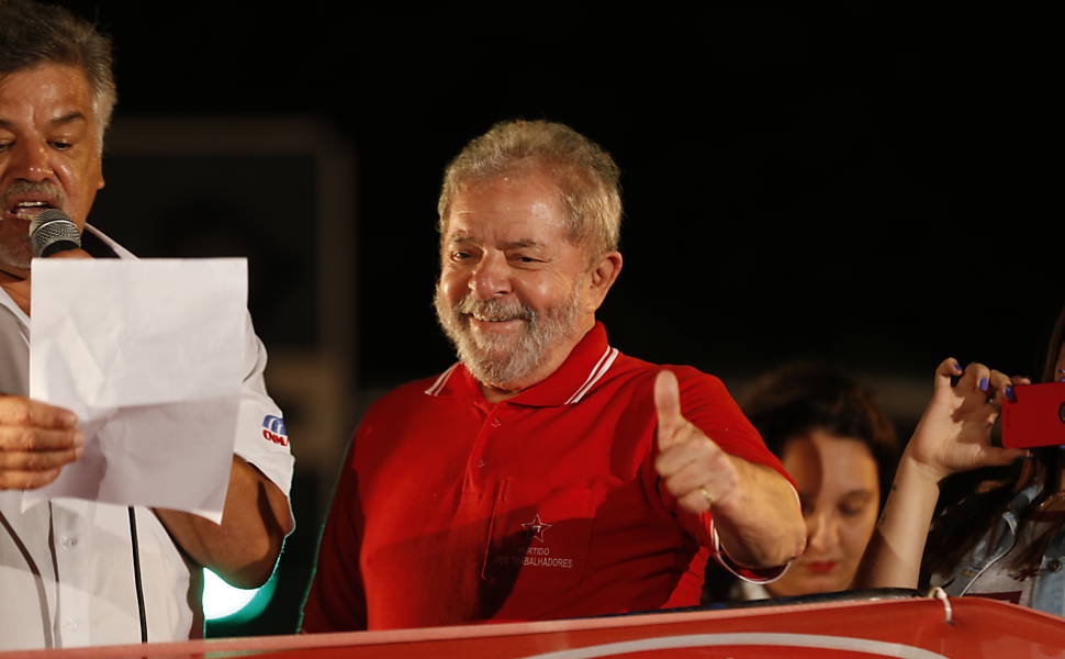 Lula participa de ato do Sindicato dos Metalrgicos