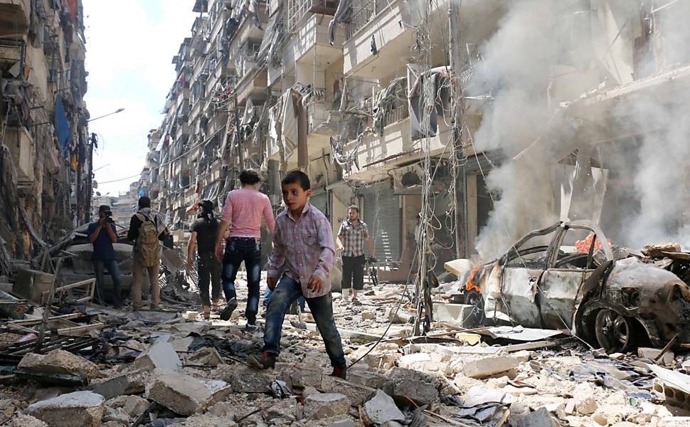 Bombardeios em Aleppo, na Sria