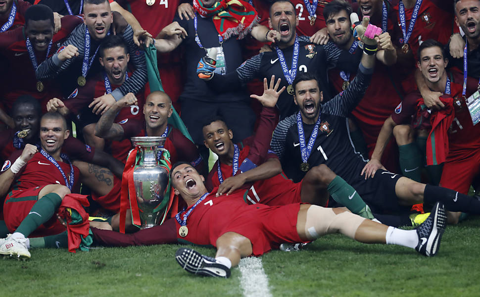 Portugal é campeão da Eurocopa 2016 – DW – 10/07/2016