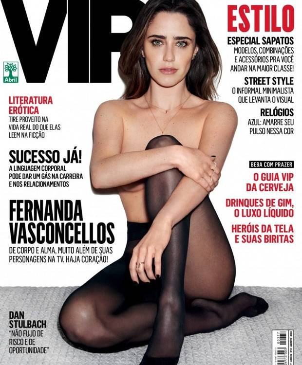 Fernanda Vasconcellos na capa de agosto da VIP