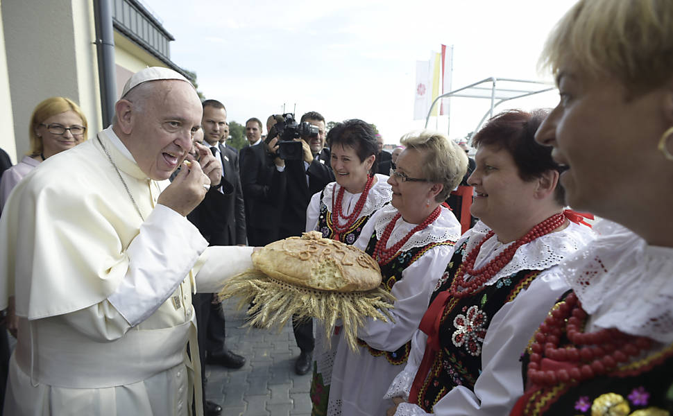 Papa Francisco visita Auschwitz e Polônia